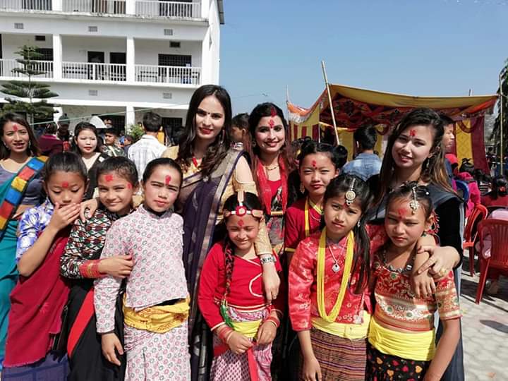 विभिन्न शैक्षिक तथा सांस्कृतिक कार्यक्रम गरी श्रीपन्चमी मनाए उत्तरी मोरङका स्कुलहरुले
