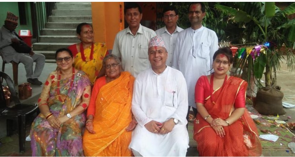 न्यौपाने परिवारद्वारा कबिर र महेन्द्र माध्यमिक बिद्यालयमा सरस्वती मन्दिर निर्माण