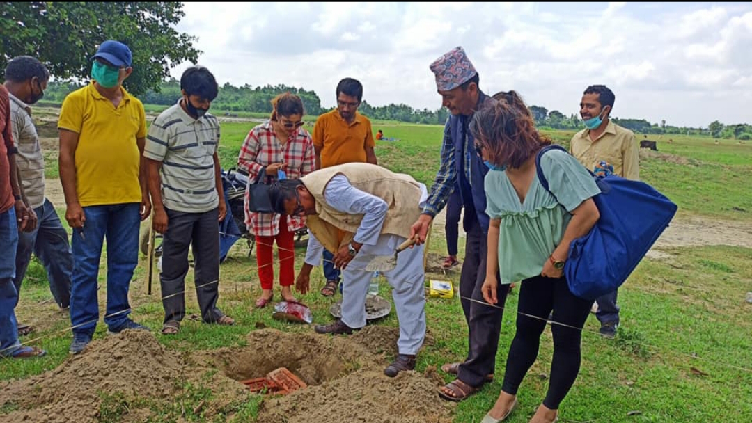 इटहरीमा जनगायक जेवी टुहुरे फाउण्डेसनको भवन शिल्यान्यास