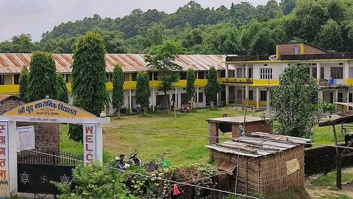काेराेनाकाे त्रासबिच पठनपाठन सुचारु गर्दै केराबारीकाे बुद्ध मावि, तयारी गर्दै केही स्कुलहरु