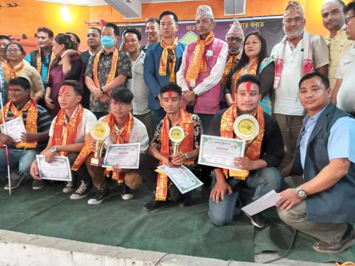 ‍नविन कोईरालाले जिते दोस्रो बेलबारी आईडलको उपाधि,  तेस्रो आइडलको तयारी