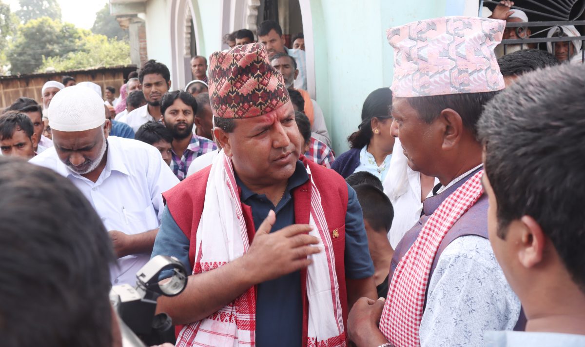 बेतना सिमसार नजिकै सर्पदंश उपचार केन्द्र खोल्ने सुनिल शर्माको घोषणा