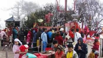 एक बर्षमा २ लाख भन्दा बढी भक्तजन तथा पर्यटकले गरे पाथीभराको  दर्शन