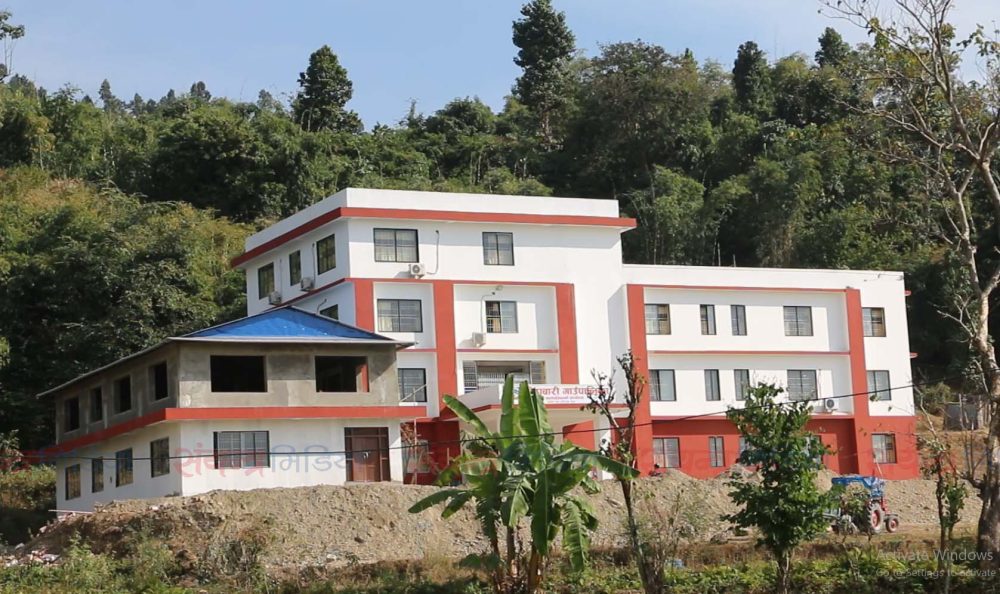 सुबिधासम्पन्न भवनमा सर्यो केराबारी गाउँपालिका, सहज बन्यो सेवाप्रवाह