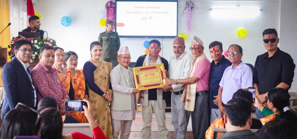बेलबारी नगरसभाको १९ औँ अधिवेशनको समापन, विद्यार्थी र टोल विकास संस्थाहरु सम्मानित